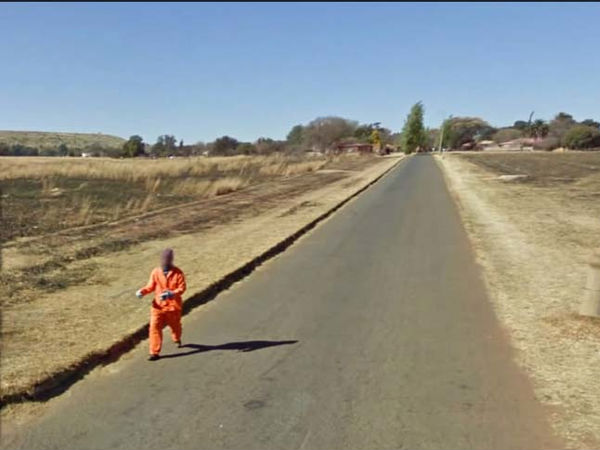 தப்பி ஓட்டம் :