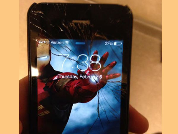 போட்டி போட்டு உடைக்கிறாங்க..!