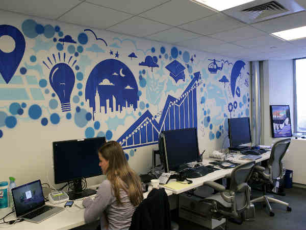 பதவி - டேட்டாபேஸ் என்ஜினீயர் :