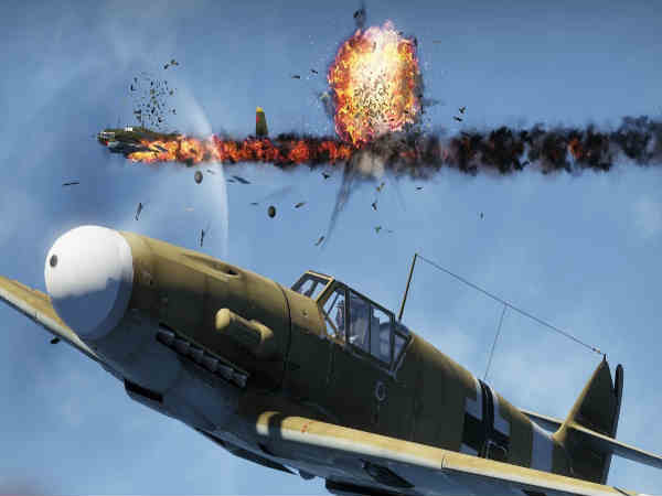 10. வார் தண்டர் (War Thunder) :