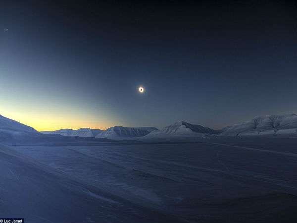 2015-ஆம் ஆண்டின் சிறந்த வானியல் புகைப்படங்கள் :