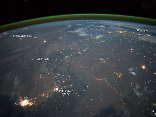 முதல் முறை 'அழகாக' தெரியும் : இந்தியா - பாக் எல்லை..!