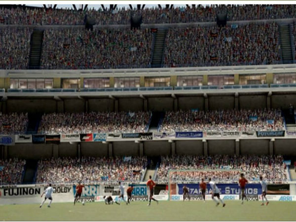 தி சீக்ரெட் இன் தேர் ஐஸ்