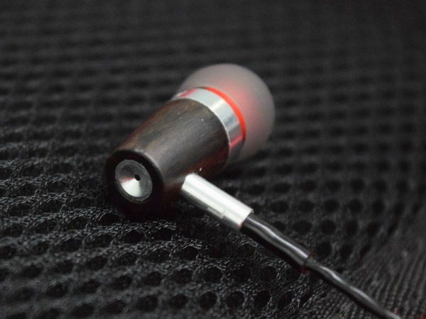 ரூ.5000 பட்ஜெட்டில் ஹெட்போன்கள் 