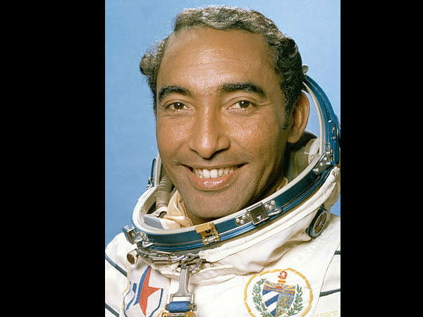 முதல் ஆப்பிரிக்க விண்வெளி :