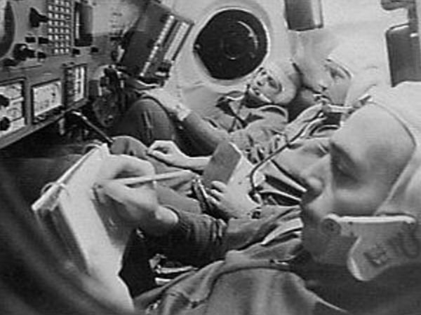 விண்வெளியில் முதல் மனித இறப்பு :