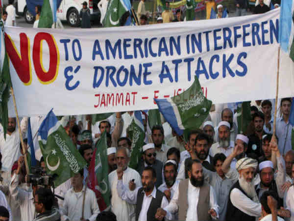 பாகிஸ்தான் :