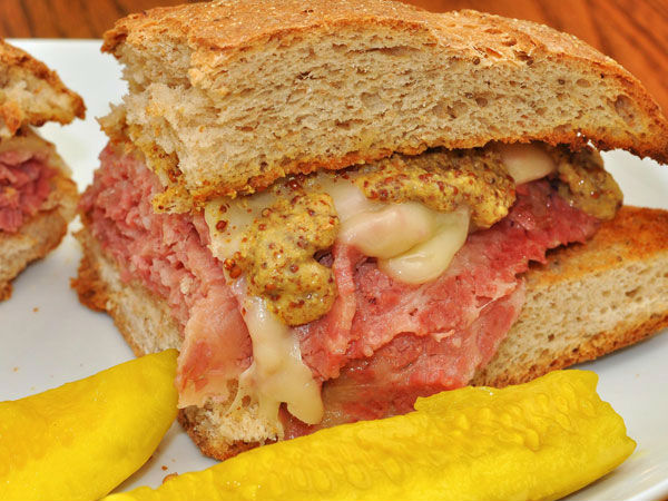 07. கார்ன்டு பீஃப் சாண்வெஜ் :