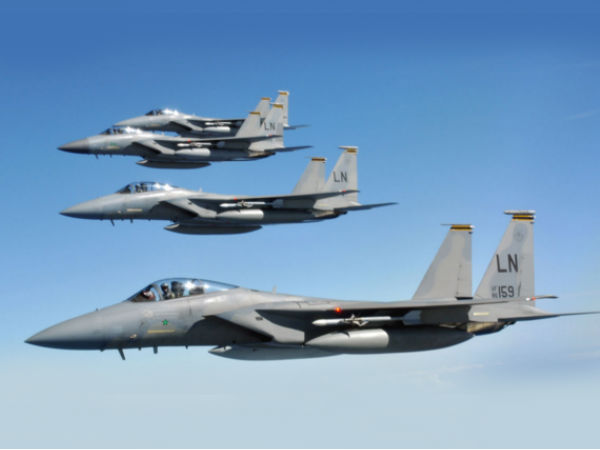 எஃப் 15 ஈகிள்