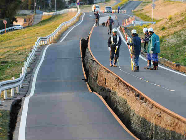 நிலநடுக்கம்-சுனாமி :