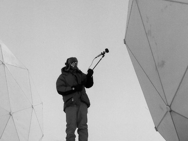 எப்படி வெளியிடப்பட்டது :