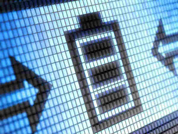 05. நானோ-ஸ்பான்ஜ் போன் சார்ஜர் (Nano-Sponge Phone Charger) :