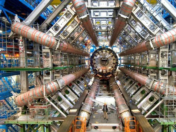 எதிர் துகள் :