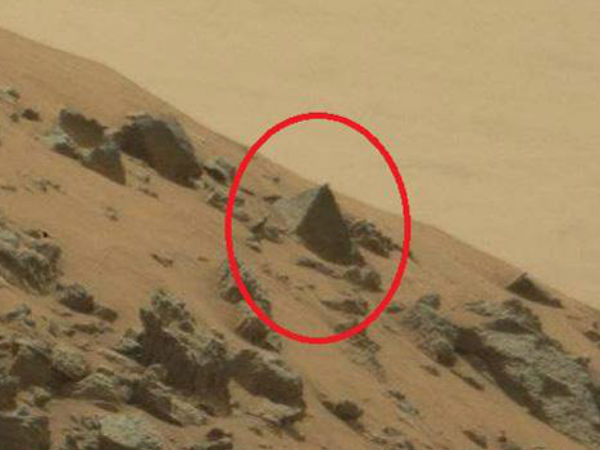 07. பிரமிட்  :