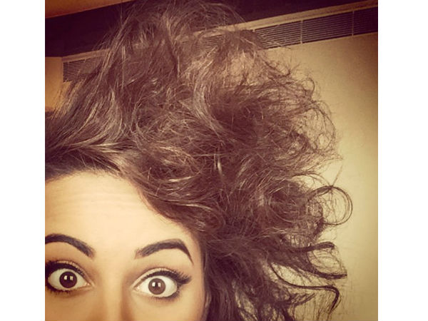 01. சோனாக்ஷி சின்ஹா :