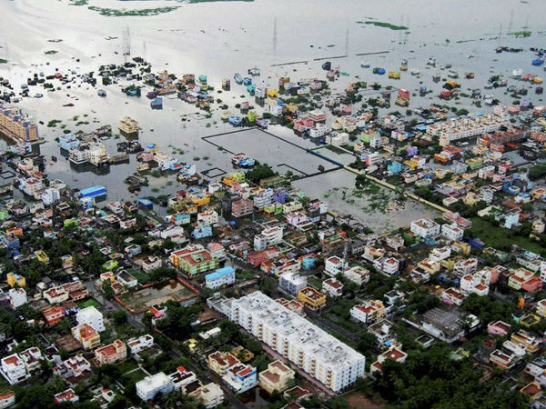  சிக்கி தவிக்கும் சென்னை : சிக்காமல் காக்கும் நிறுவனங்கள்..!!