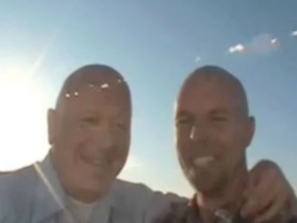 வயதான மனிதர் :