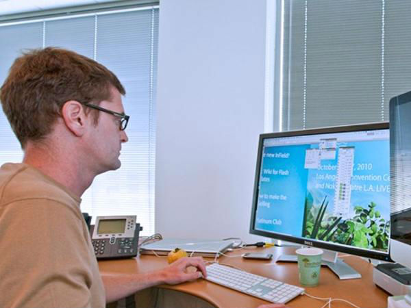 07. சாப்ட்வேர் டெவலப் மெண்ட் மேனேஜர் :