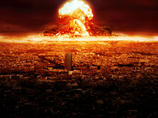 02. நுக்லியர் வெடிகுண்டுகள் :