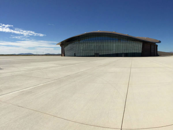 அமெரிக்க மத்திய தகவல் தொடர்பு ஆணையம் :