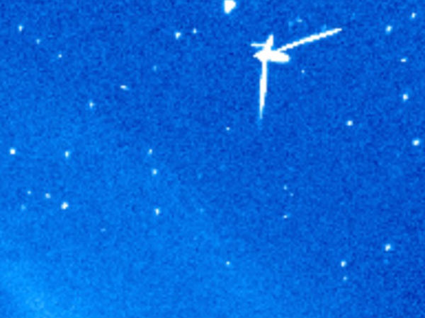 தாய் அல்லது பயணம் செய்யும் கப்பல் :