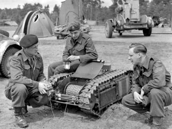  ஜாய் ஸ்டிக் :