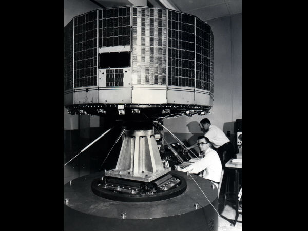 முதல் வானிலை செயற்கைகோள் :