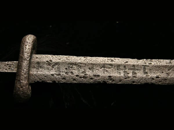 3,000 டிகிரி பாரன்ஹீட் :