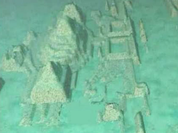 முரண்பாடான கட்டமைப்பு :