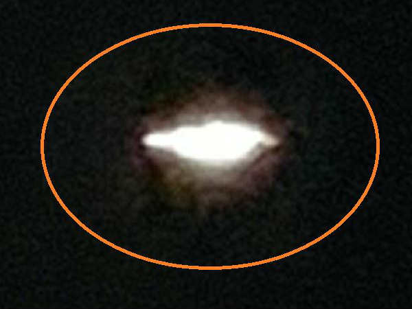 UFO With Burning Tail Lights Up Over a Populated Area in India - Tamil Gizbot
