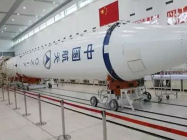 விண்வெளி நிலையம் :