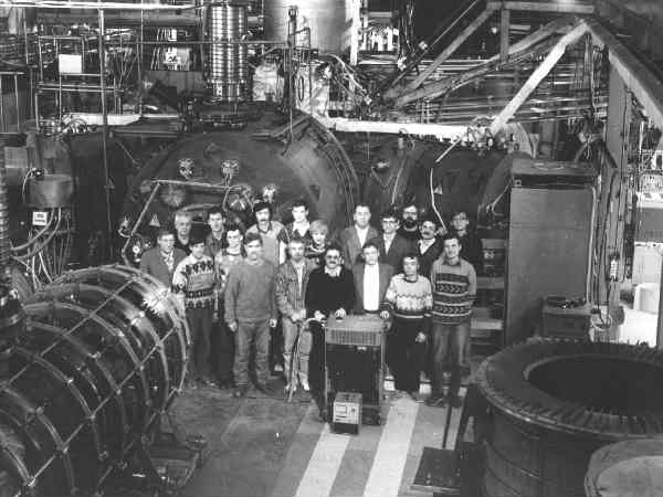 பிளாஸ்மா கன்ஃபைன்மென்ட் சேம்பர் 