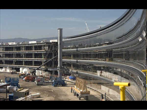 வளைந்த கண்ணாடி