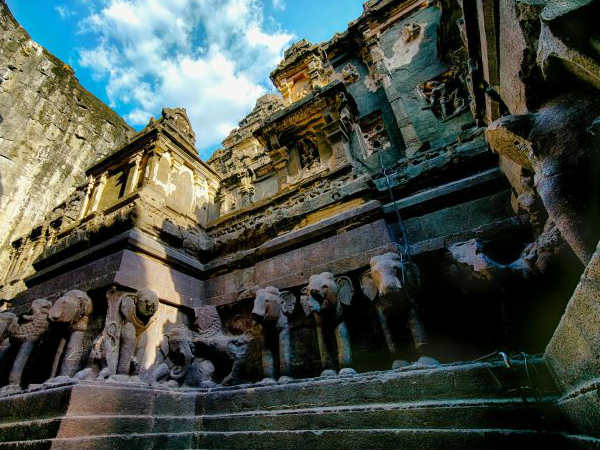 பிரம்மாண்டமான மலைத்தளி :