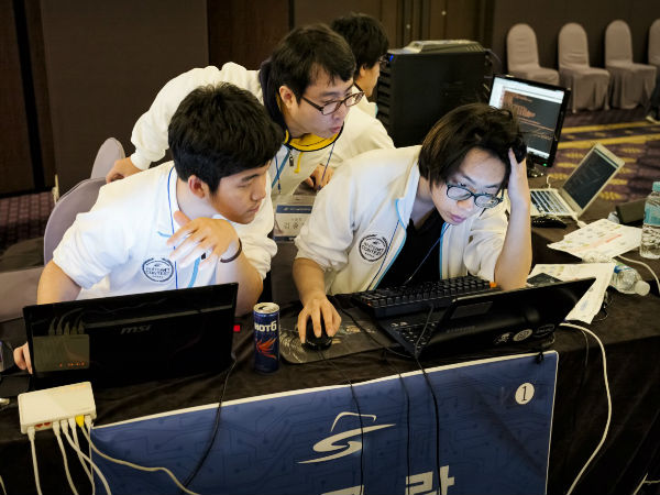 அணு மின் நிலையங்கள் :