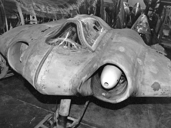 உலகின் முதல் ஸ்டீல்த் பாமர் :