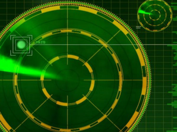 4 கி.மீ.தொலைவில் :