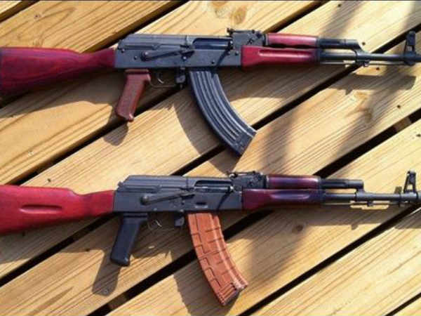 கலாஷ்நிகௌ ஏகே-47 (Kalashnikov AK-47)