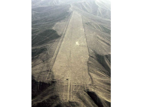 காந்த புல முரண்பாடு :