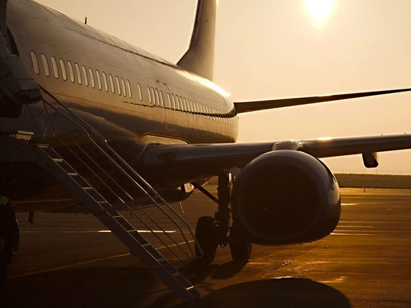 விமானங்களில் வை-பையை அனுமதிக்க இந்திய அரசு திட்டம்..!