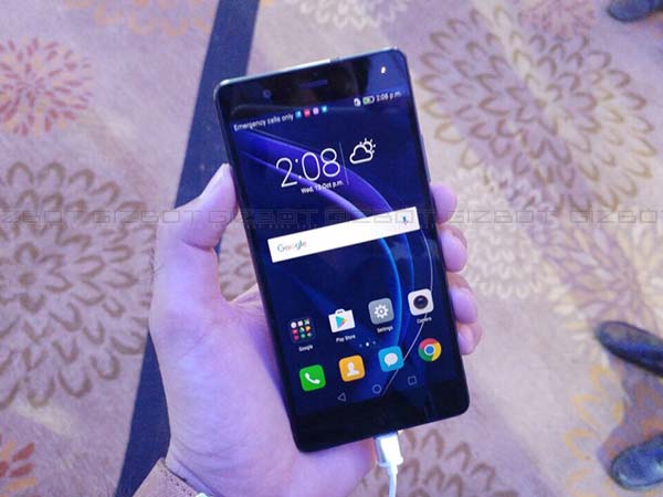 ஹானர் 8 ஸ்மார்ட்