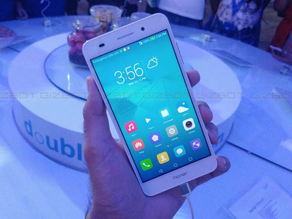 ஹானர் ஹால்லி 3