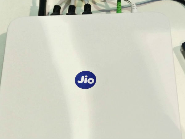 100 எம்பிபிஎஸ் இணைய வேகம்