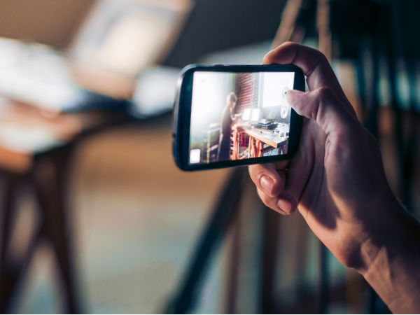 ஒளி வழியே: