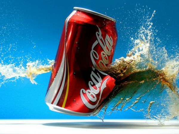 அசாதாரணமான வேகத்தில்