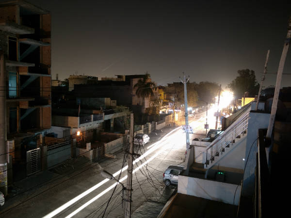 'சிக்ஸ்-ஸ்ட்ரிங்' அல்ட்ரா ஆண்டெனா