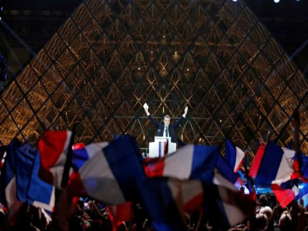 அமெரிக்கா  நடவடிக்கை :