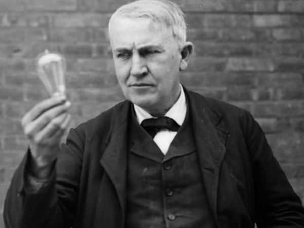 ஆனால், எடிசனுக்கே இன்றுவரை பெயரும் புகழும்