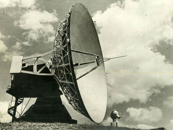 செயற்கைக்கோள் தொழில்நுட்பம்