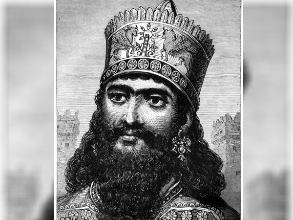 மிகவும் வித்தியாசமான அணுகுமுறை